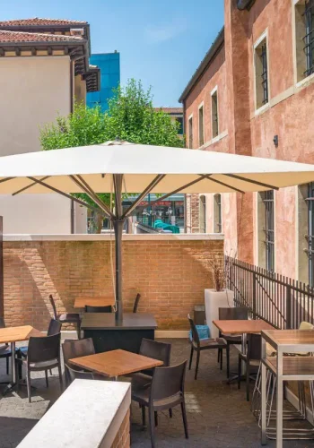 ombrelloni-contract-10