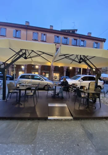 Pedane e pavimenti per dehor