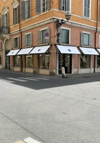 tende-a-braccia-estensibili-38