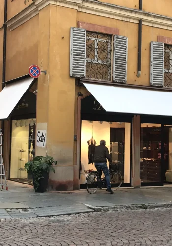 tende-a-braccia-estensibili-70