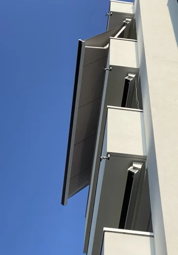 tende-a-braccia-estensibili-84